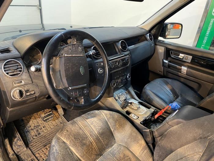 Używane Panel Landrover Discovery IV (LAS) 3.0 TD V6 24V Cena € 484,00 Z VAT oferowane przez Garage Callant