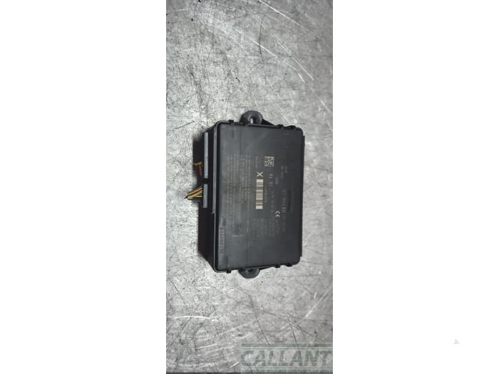 Używane Modul keyless vehicle Landrover Discovery Sport (LC) 2.0 TD4 150 16V Cena € 60,50 Z VAT oferowane przez Garage Callant