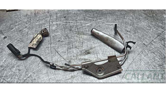 Usagé Conduit (divers) Landrover Range Rover IV (LG) 4.4 SDV8 32V Prix € 78,65 Prix TTC proposé par Garage Callant