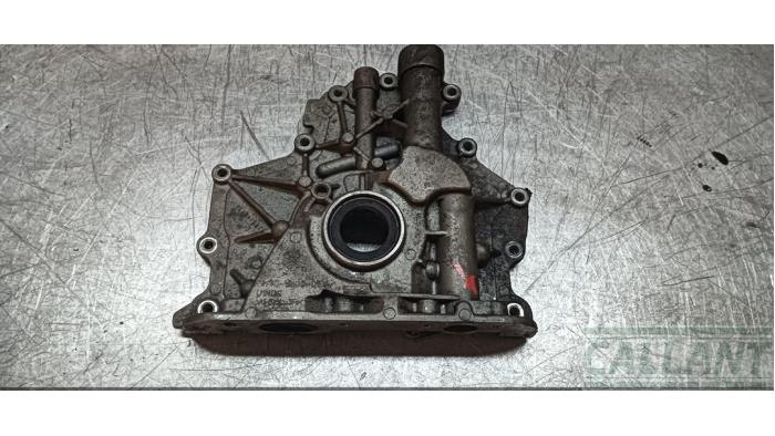 Gebrauchte Ölpumpe Landrover Range Rover IV (LG) 4.4 SDV8 32V Preis € 90,75 Mit Mehrwertsteuer angeboten von Garage Callant
