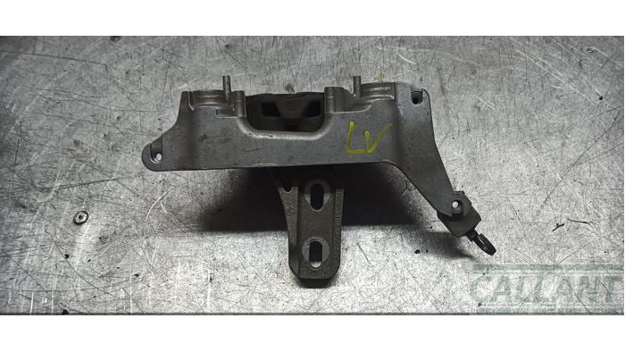 Used Engine mount Opel Corsa F (UB/UH/UP) 1.2 12V 75 Price € 54,45 Inclusive VAT offered by Garage Callant