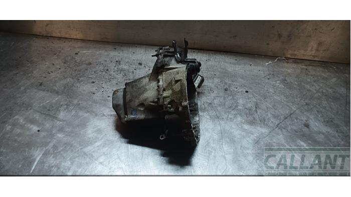 Getriebe van een Opel Corsa F (UB/UH/UP) 1.2 12V 75 2020