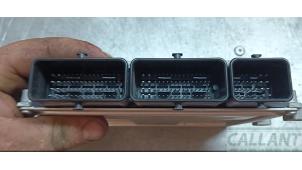Engine management computer from a Dacia Sandero II 0.9 TCE 12V 2014