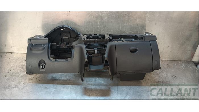 Używane Panel Dacia Sandero II 0.9 TCE 12V Cena € 181,50 Z VAT oferowane przez Garage Callant