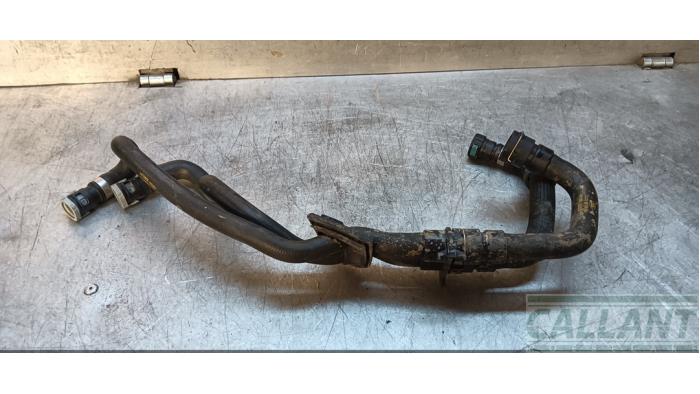 Begagnade Vattenrör Landrover Range Rover Evoque (LVJ/LVS) 2.0 D 150 16V Pris € 36,30 Inklusive moms erbjuds av Garage Callant