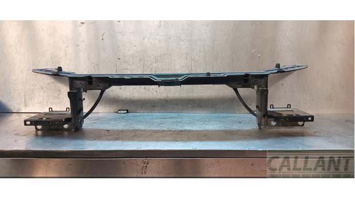 Używane Panel przedni Landrover Range Rover Evoque (LVJ/LVS) 2.0 D 150 16V Cena € 272,25 Z VAT oferowane przez Garage Callant
