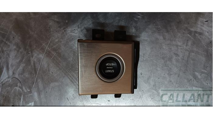 Używane Przelacznik Start/Stop Landrover Range Rover Evoque (LVJ/LVS) 2.0 D 150 16V Cena € 24,20 Z VAT oferowane przez Garage Callant
