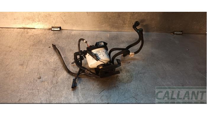 Gebrauchte Kraftstofffiltergehäuse Landrover Range Rover Sport (LS) 3.0 S TDV6 Preis € 60,50 Mit Mehrwertsteuer angeboten von Garage Callant