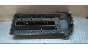 Ventildeckel van een Land Rover Range Rover III (LM) 4.4 V8 32V 2003