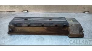 Ventildeckel van een Land Rover Range Rover III (LM) 4.4 V8 32V 2003