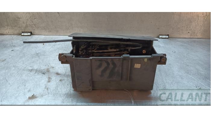 Begagnade Luftpump (fjädring) Landrover Discovery II 2.5 Td5 Pris € 211,75 Inklusive moms erbjuds av Garage Callant