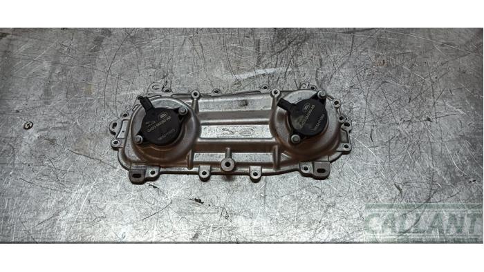 Usagé Couvercle de distribution Landrover Range Rover Velar (LY) 2.0 16V P250 AWD Prix € 72,60 Prix TTC proposé par Garage Callant