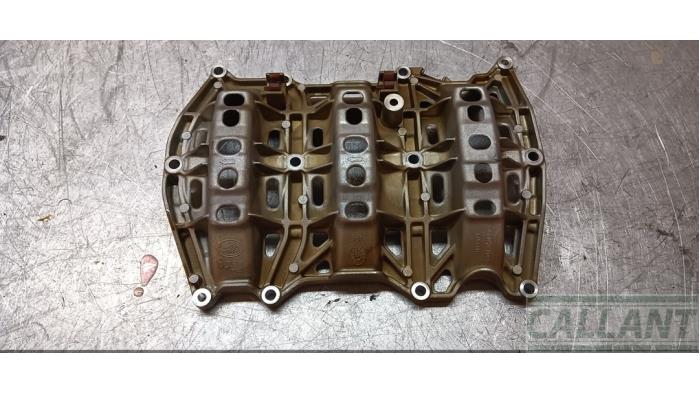 Ölwanne van een Land Rover Range Rover Velar (LY) 2.0 16V P250 AWD 2021