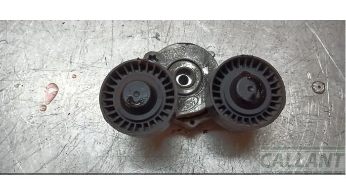 Gebrauchte Spanrolle multiriem Landrover Range Rover Velar (LY) 2.0 16V P250 AWD Preis € 90,75 Mit Mehrwertsteuer angeboten von Garage Callant