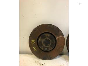 Used Front brake disc Volvo XC60 I (DZ) 2.0 DRIVe 20V Price on request offered by Autohandel-Smet Gebroeders NV