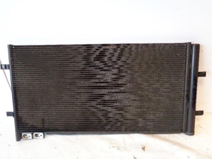 Begagnade AC-radiator Audi Q3 (8UB/8UG) 2.0 TDI 16V 136 Pris på förfrågan erbjuds av Autohandel-Smet Gebroeders NV