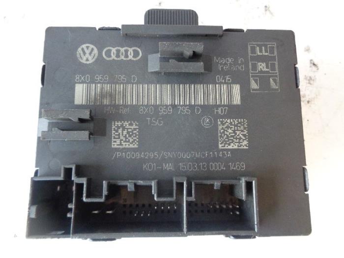 Usagé Ordinateur divers Audi Q3 (8UB/8UG) 2.0 TDI 16V 136 Prix sur demande proposé par Autohandel-Smet Gebroeders NV
