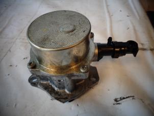 Used Brake servo vacuum pump Mercedes B (W246,242) 1.5 B-180 CDI 16V Price on request offered by Autohandel-Smet Gebroeders NV