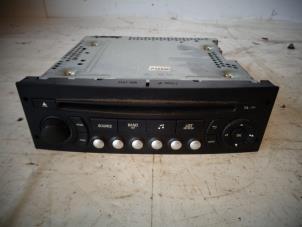 Used CD player Citroen Berlingo 1.6 VTi 95 16V Phase 1 Price on request offered by Autohandel-Smet Gebroeders NV