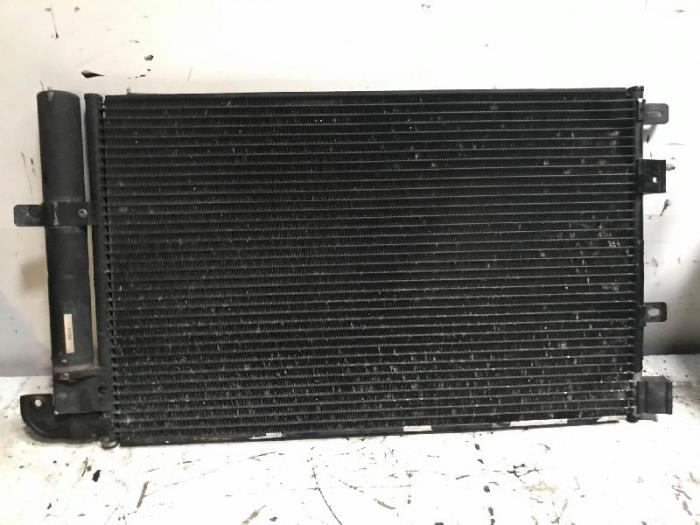 Usagé Radiateur clim Jaguar XF (CC9) 3.0 D V6 24V Prix sur demande proposé par Autohandel-Smet Gebroeders NV