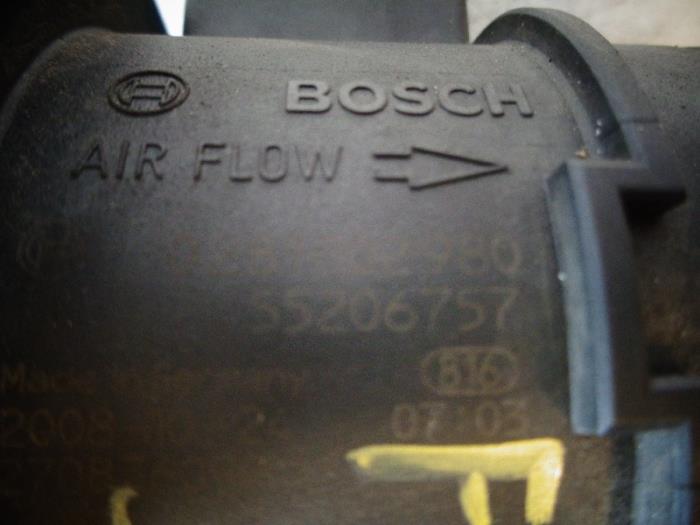 Luftmengenmesser van een Fiat 500 (312) 1.3 MJTD 16V 2009