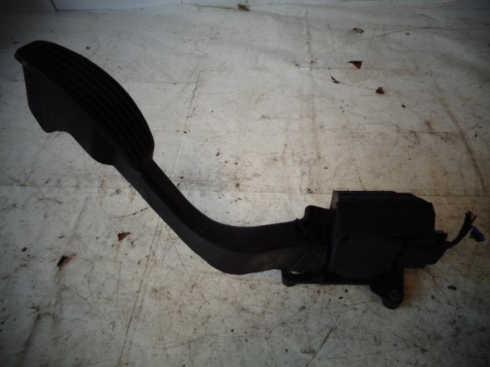 Gebrauchte Gaspedalposition Sensor Fiat 500 (312) 1.3 MJTD 16V Preis auf Anfrage angeboten von Autohandel-Smet Gebroeders NV