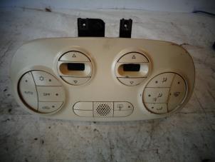 Used Air conditioning control panel Fiat 500 (312) 1.3 MJTD 16V Price on request offered by Autohandel-Smet Gebroeders NV