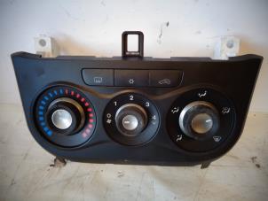 Używane Panel sterowania klimatyzacji Alfa Romeo MiTo (955) 1.3 JTDm 16V Cena na żądanie oferowane przez Autohandel-Smet Gebroeders NV