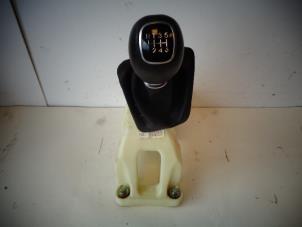 Used Gear stick Hyundai iX20 (JC) 1.4 CRDi 16V Price on request offered by Autohandel-Smet Gebroeders NV