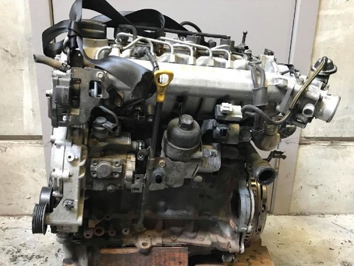 Begagnade Motor Kia Cee'd Sporty Wagon (EDF) 1.6 CRDi 115 16V Pris på förfrågan erbjuds av Autohandel-Smet Gebroeders NV