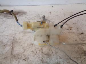 Used Door lock mechanism 4-door, front left Isuzu D-Max 3.0 D 4x4 Price on request offered by Autohandel-Smet Gebroeders NV