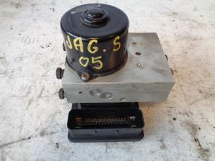 Used ABS pump Jaguar S-type (X200) 2.7 D 24V Price on request offered by Autohandel-Smet Gebroeders NV