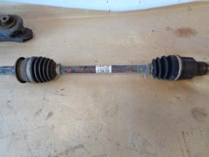 Used Front drive shaft, right Suzuki Swift (ZA/ZC/ZD1/2/3/9) 1.3 VVT 16V Price on request offered by Autohandel-Smet Gebroeders NV