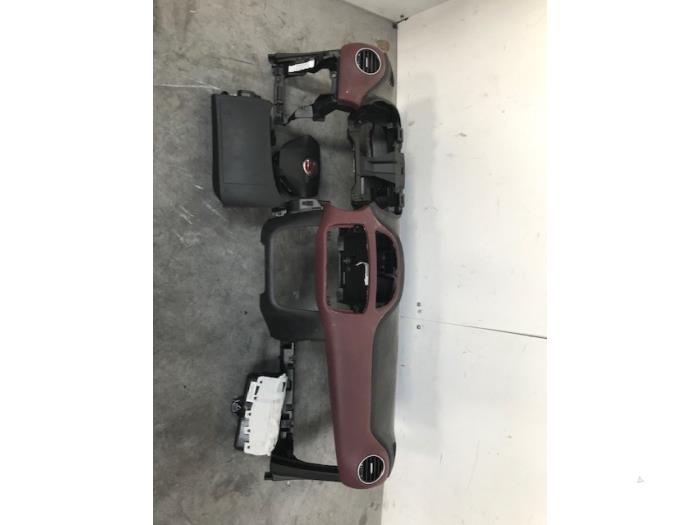 Używane Panel Fiat Grande Punto (199) Cena na żądanie oferowane przez Autohandel-Smet Gebroeders NV