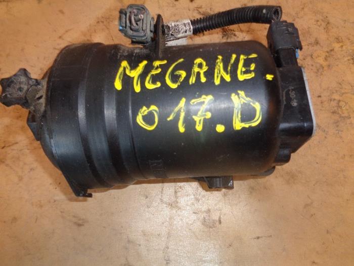 Boîtier de filtre carburant d'un Renault Megane IV (RFBB) 1.5 Energy dCi 110 2016