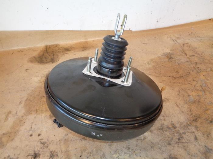 Usados Servofreno Suzuki Vitara (LY/MY) 1.6 16V DDiS AllGrip Precio de solicitud ofrecido por Autohandel-Smet Gebroeders NV