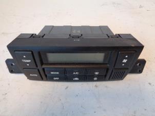 Used Air conditioning control panel Hyundai Tucson (JM) 2.0 CRDi VGT 16V 4x2 Price on request offered by Autohandel-Smet Gebroeders NV