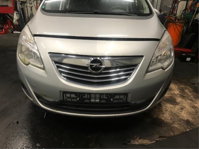 Front end, complete from a Opel Meriva 1.7 CDTI 16V 2012