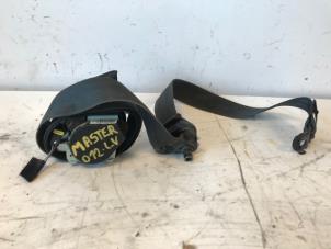 Used Seatbelt tensioner, left Renault Master IV (FV) 2.3 dCi 125 16V FWD Price on request offered by Autohandel-Smet Gebroeders NV