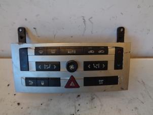 Used Air conditioning control panel Peugeot 407 SW (6E) 1.6 HDi 16V Price on request offered by Autohandel-Smet Gebroeders NV