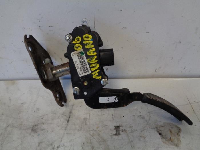 Begagnade Gaspedalsensor Nissan Murano (Z51) 3.5 V6 24V 4x4 Pris på förfrågan erbjuds av Autohandel-Smet Gebroeders NV