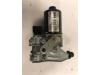 Front wiper motor from a Fiat Tipo (356S) 1.4 16V 2016