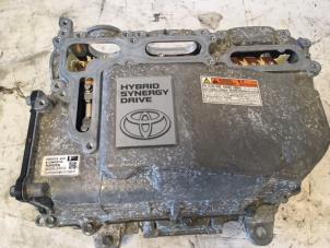 Used Inverter Toyota Yaris III (P13) 1.5 16V Hybrid Price on request offered by Autohandel-Smet Gebroeders NV