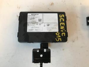 Used Phone module Renault Scénic III (JZ) 1.6 Energy dCi 130 Price on request offered by Autohandel-Smet Gebroeders NV