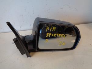 Gebrauchte Außenspiegel rechts Kia Sportage (JE) 2.0 CRDi 16V VGT 4x2 Preis auf Anfrage angeboten von Autohandel-Smet Gebroeders NV