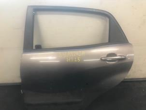 Used Rear door 4-door, left Ssang Yong Korando 2.0 e-XDi 16V 4x4 Price on request offered by Autohandel-Smet Gebroeders NV