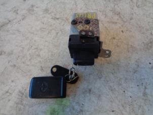 Used Electronic ignition key Toyota Prius (NHW20) 1.5 16V Price on request offered by Autohandel-Smet Gebroeders NV