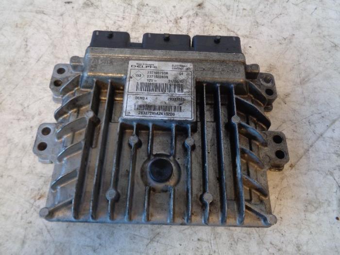 Used Engine management computer Dacia Duster (HS) 1.5 dCi Price on request offered by Autohandel-Smet Gebroeders NV