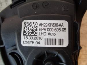Gaspedalsensor från en Land Rover Range Rover Sport (LS) 3.0 S TDV6 2011