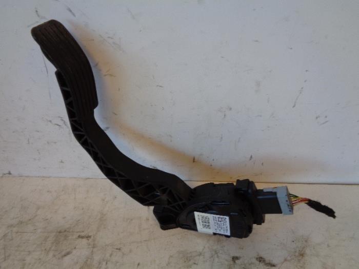 Begagnade Gaspedalsensor Peugeot 207/207+ (WA/WC/WM) 1.4 Pris på förfrågan erbjuds av Autohandel-Smet Gebroeders NV
